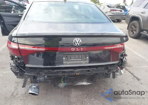 2025 Volkswagen Jetta Gli 2.0T Autobahn из США, поврежденный, VIN 3VW2T7BU4SM070803